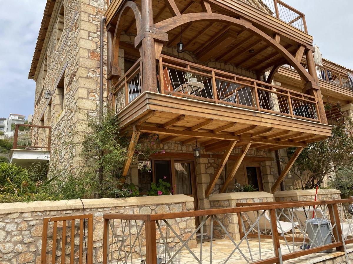 Two-Storey Mansion At The Sea Arkadiko Chorio Bagian luar foto