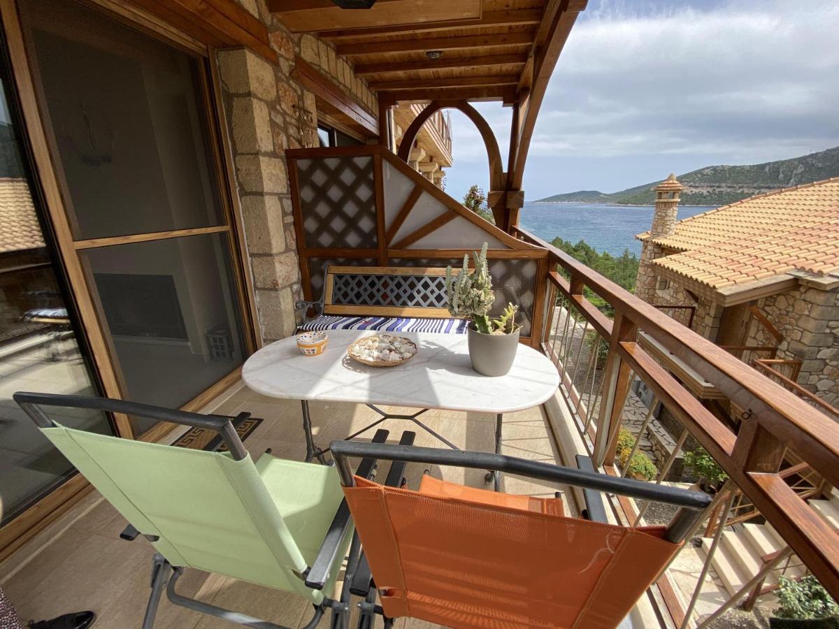 Two-Storey Mansion At The Sea Arkadiko Chorio Bagian luar foto